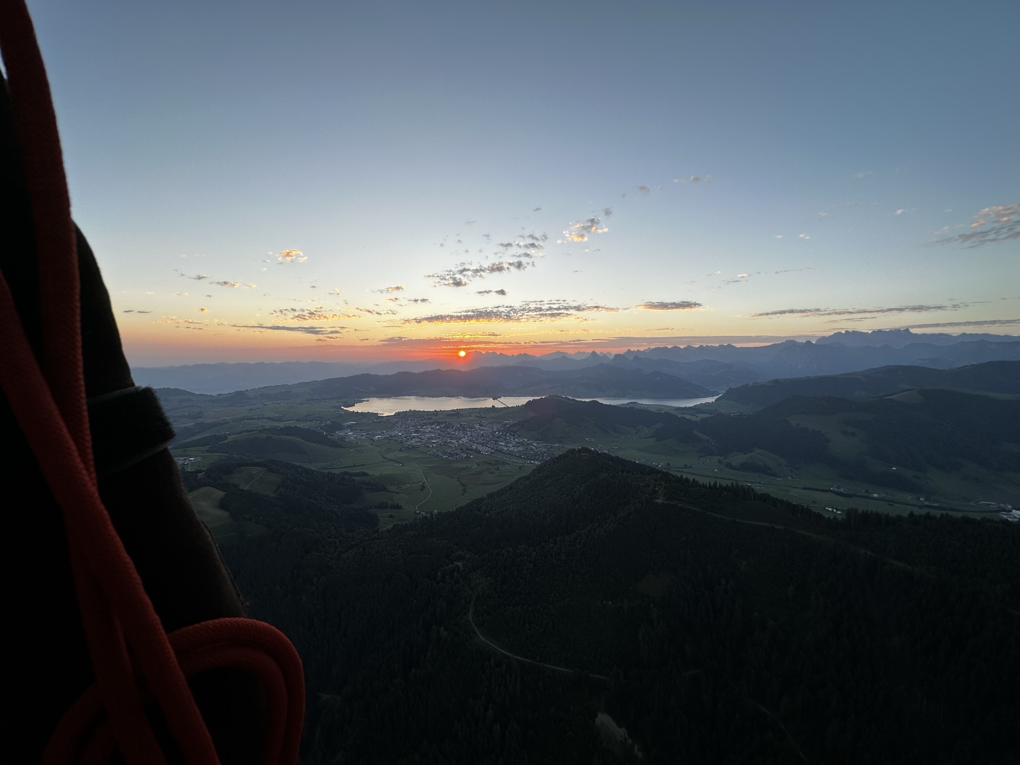 Sonnenaufgang aus dem Ballonkorb