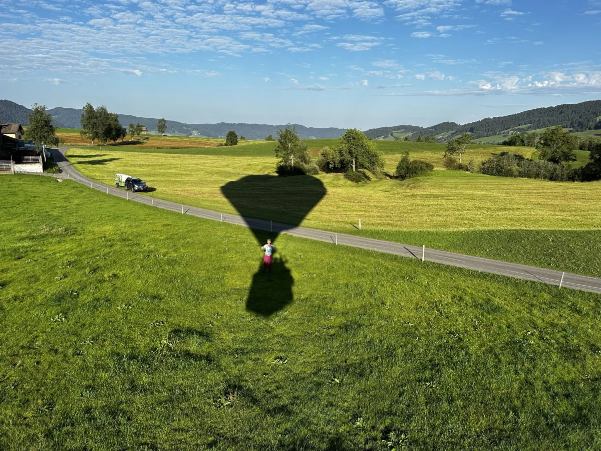 Vor der Landung nach einer gemütlichen Sonnenaufgangsfahrt